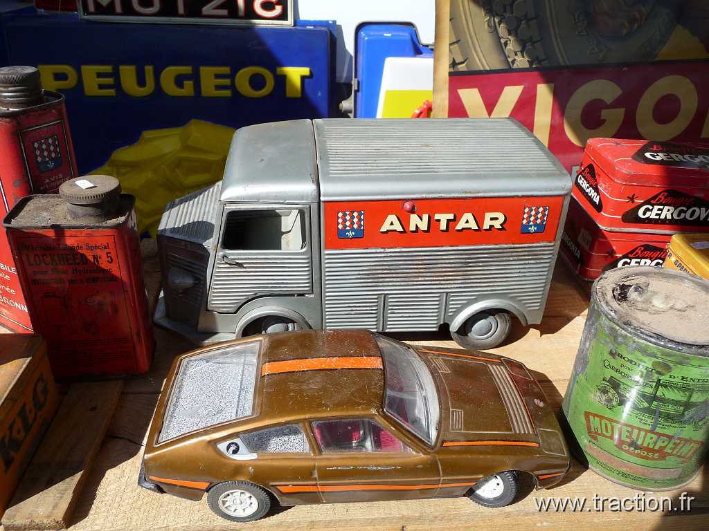 2014_Lipsheim (36).JPG - 33ème Bourse d'échange à Lipsheim, miniature Citroen Type H et Matra Simca Bagherra